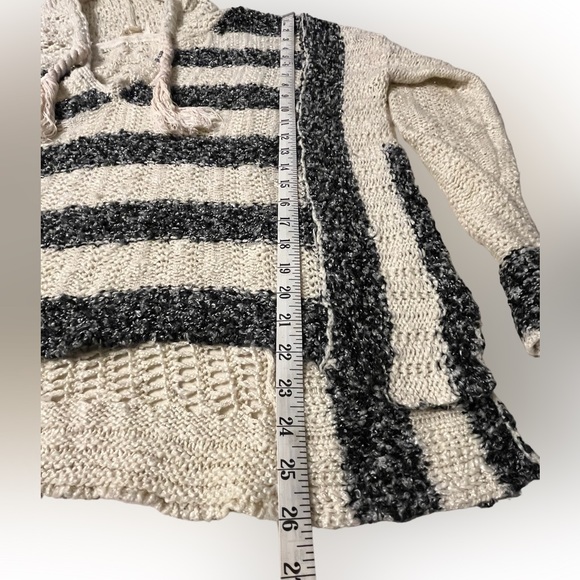 Ciel USA Womens Boho Cream And Black Striped Hooded Sweater Oversized Size M - Picture 6 of 7
